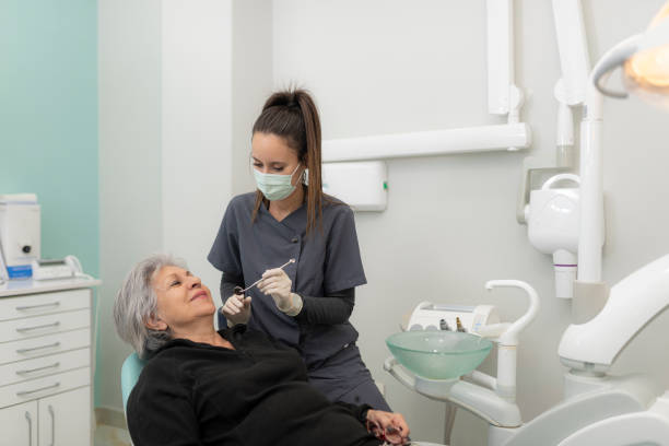 Best Broken Tooth Emergency  in Oakwood, IL
